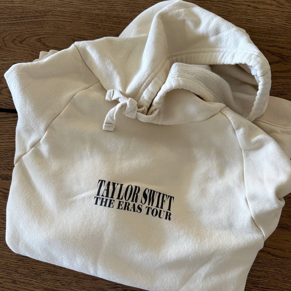 Taylor Swift Cream Tour Hoodie